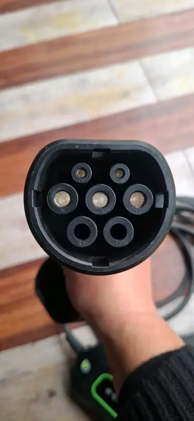 Cargador portátil para vehículos eléctricos - miniatura 6