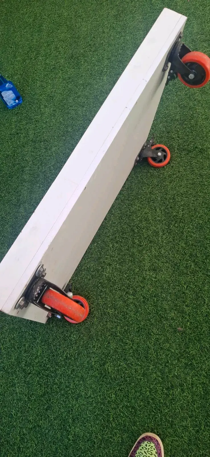 Base de madera con ruedas para transporte - 2