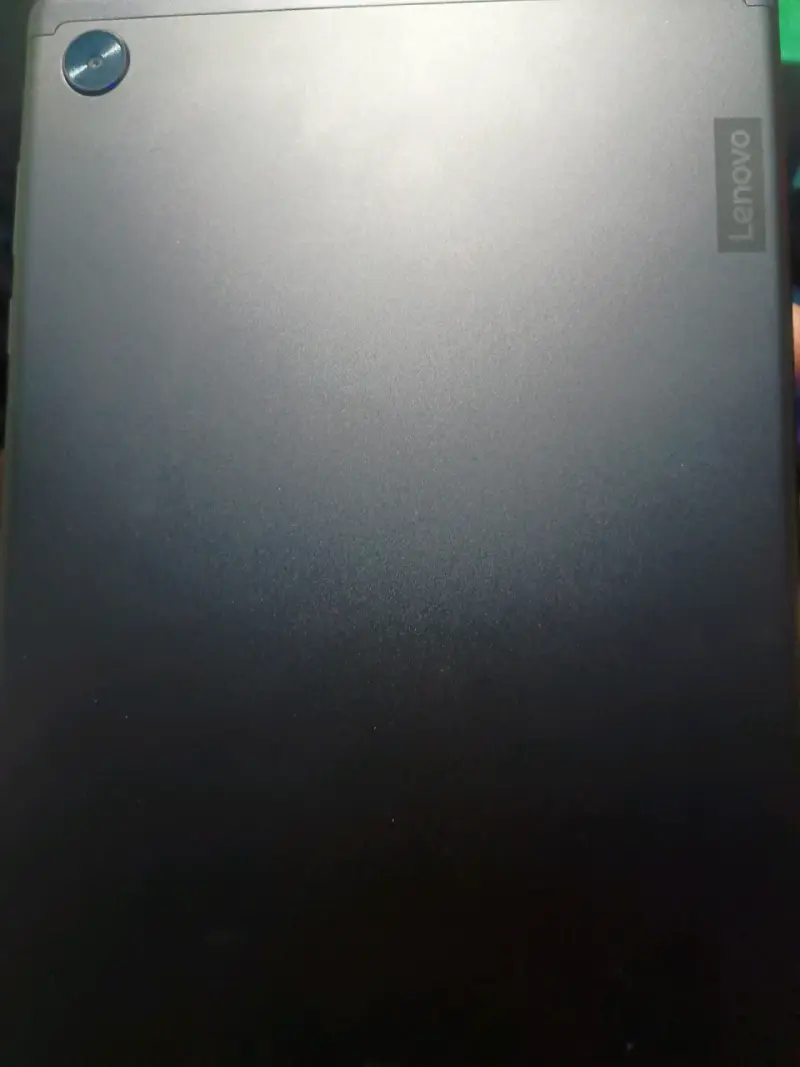 Tablet Lenovo Tab M10 HD con Pantalla Grande - 3