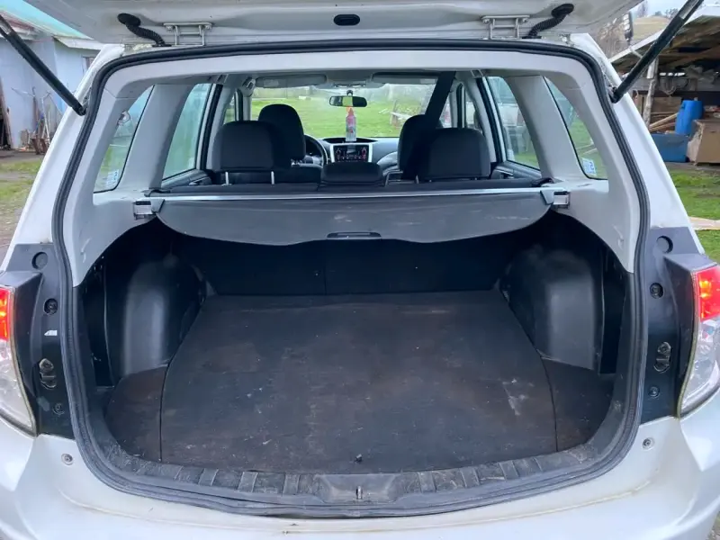 Subaru Forester 2010 en buen estado - 5