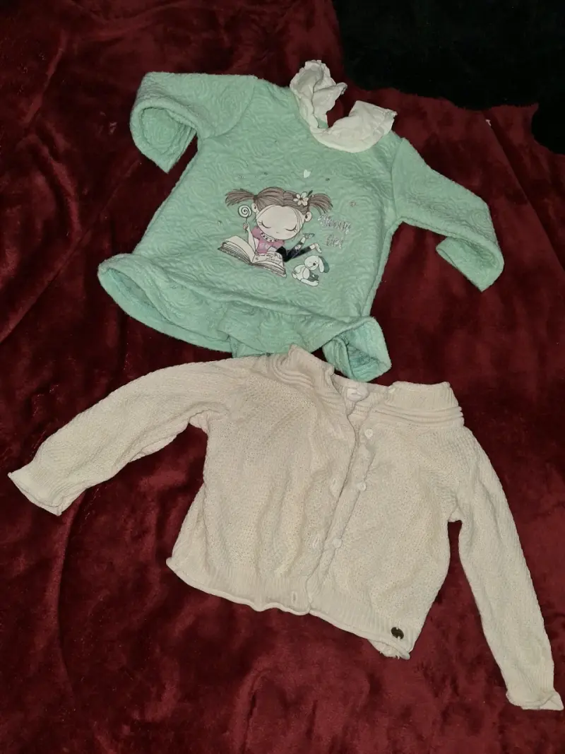 Lote de bodies y pijamas para bebé - 5