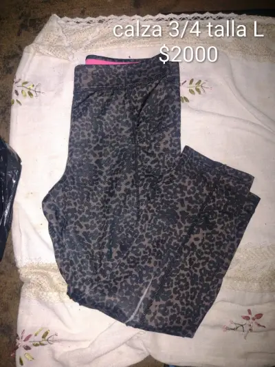 Calzas deportivas para mujer en varios diseños y tallas - miniatura 2