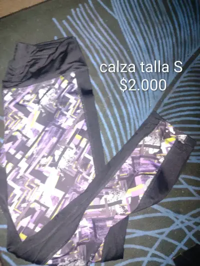 Calzas deportivas para mujer en varios diseños y tallas - miniatura 3