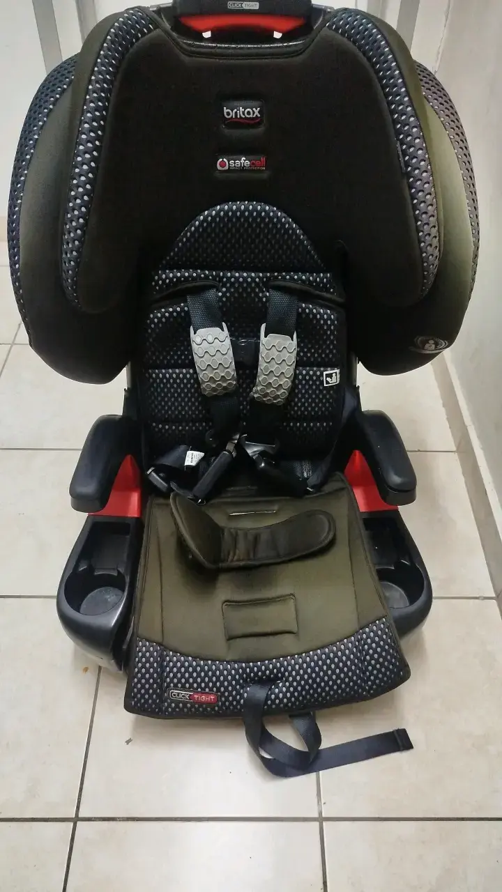 Silla de auto Britax con sistema de seguridad SafeCell - 1