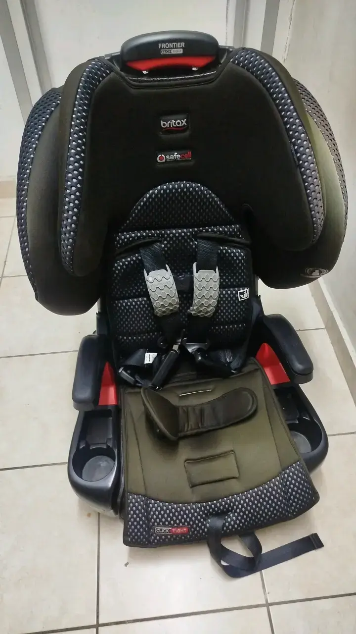 Silla de auto Britax con sistema de seguridad SafeCell - 2