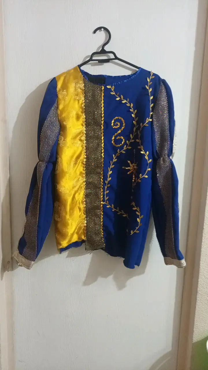 Traje de danza folclórica azul y dorado caporal - 2