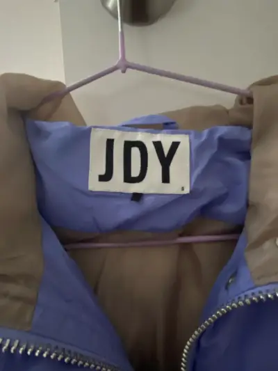 Chaqueta puffer JDY lila - miniatura 2