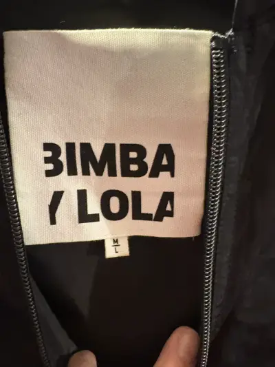Chaqueta negra con capucha Bimba y Lola - miniatura 2