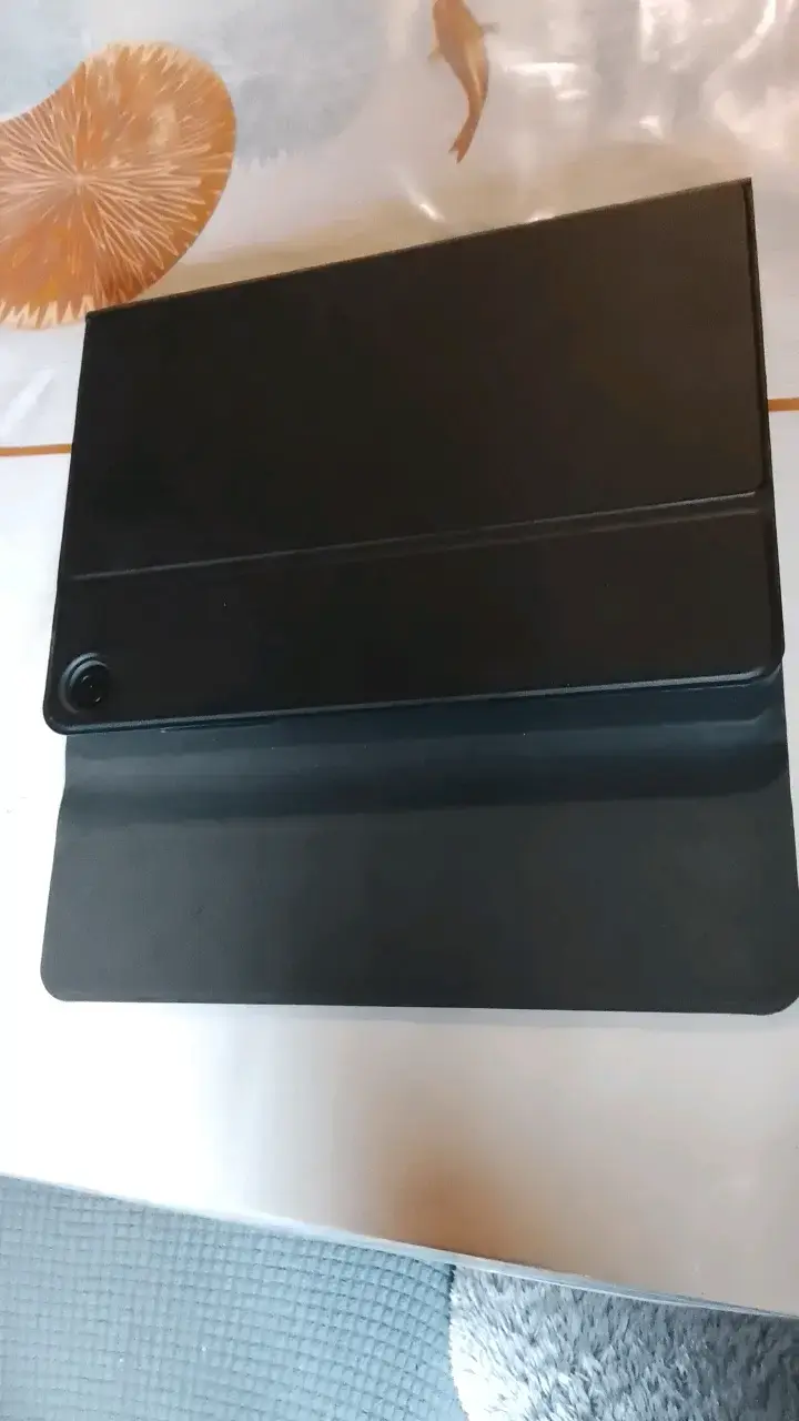 Tablet Samsung a9+ teclado y mouse en buen estado - 3