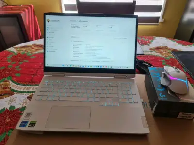 Notebook gamer Lenovo + mouse gamer inalámbrico - miniatura 6