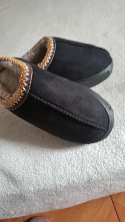 Pantuflas de invierno negras con forro cálido - miniatura 3