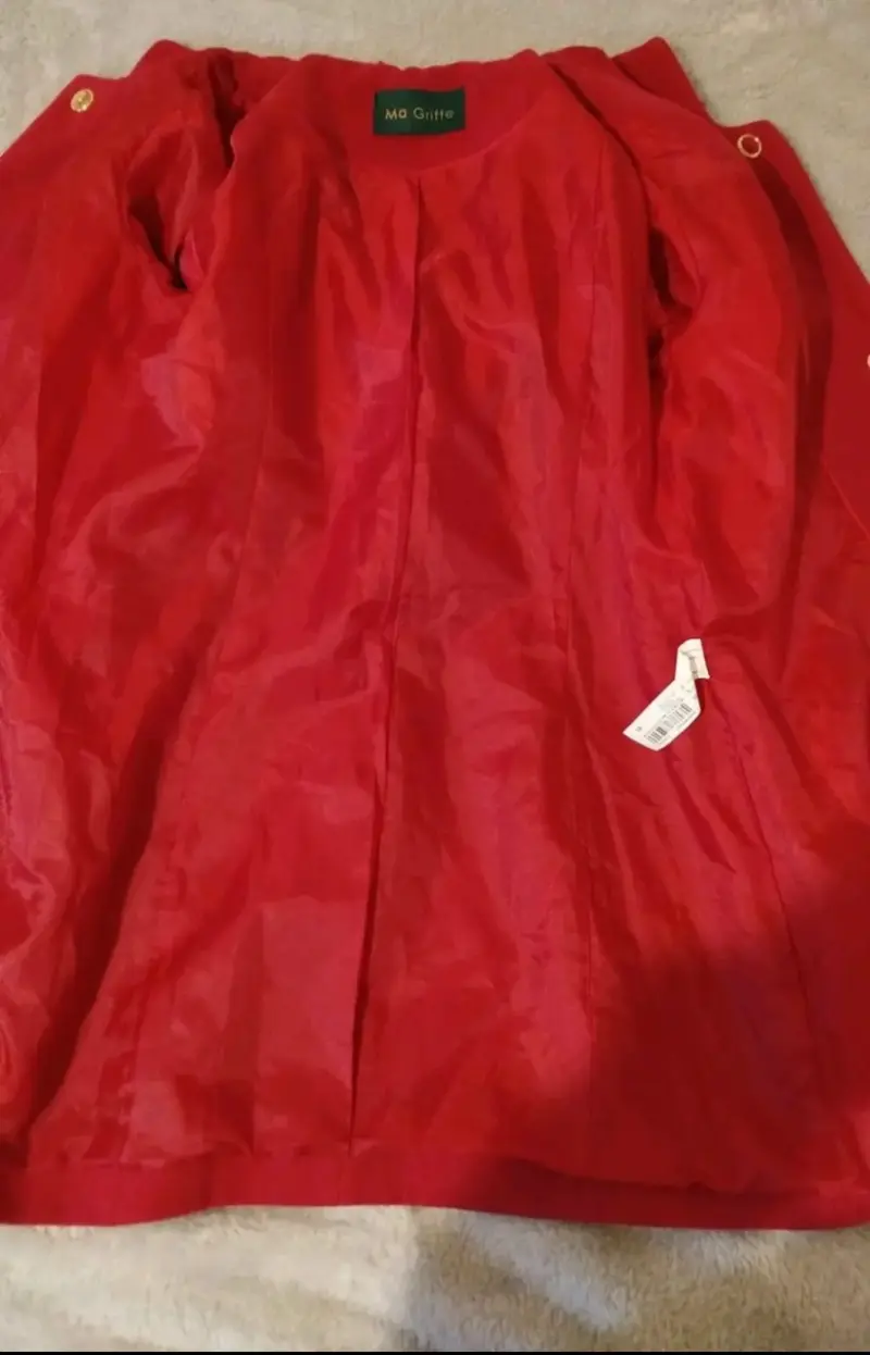 Abrigo rojo con capucha para mujer Ma Griffe - 4