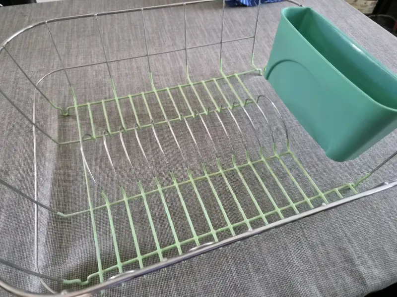 Escurridor de platos metálico con bandeja verde - 1