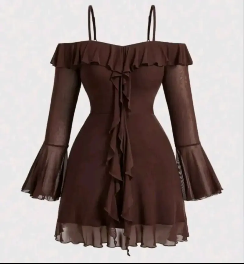 Vestido marrón con volantes y hombros descubiertos - 1
