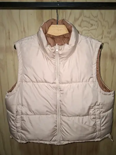 Puffa acolchado marrón y beig sin mangas reversibe - miniatura 2