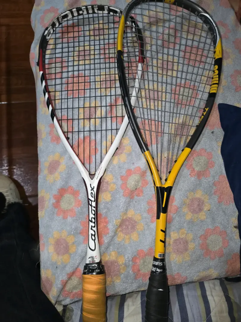 Raquetas de squash Carboflex y Dunlop en buen estado - 1