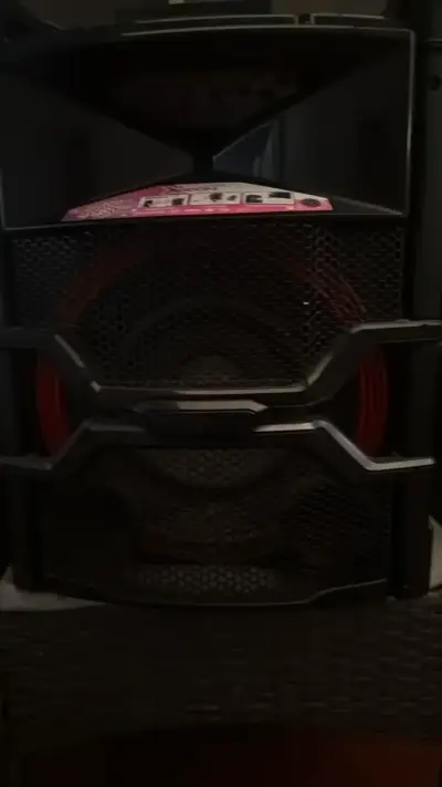 Parlante LG con sistema de DJ y Bass Blast - miniatura 4