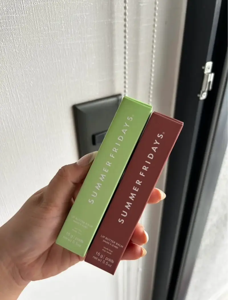 Bálsamo labial Summer Fridays Lip Butter