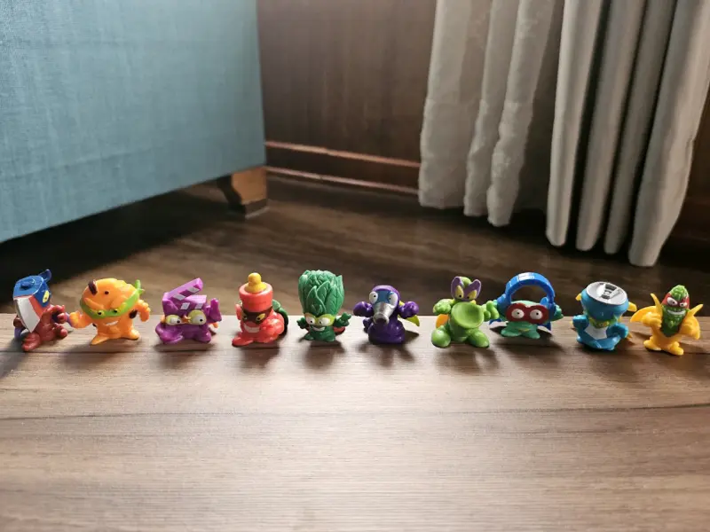 Figuras Coleccionables de SuperZings 3