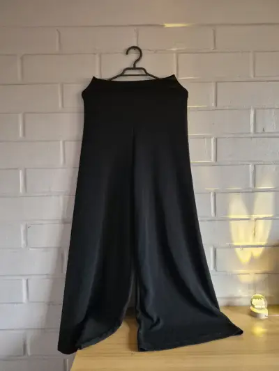 Pantalones palazzo negros para mujer - miniatura 1