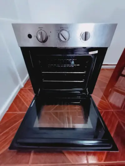 Horno empotrado eléctrico Mabe en buen estado - miniatura 4