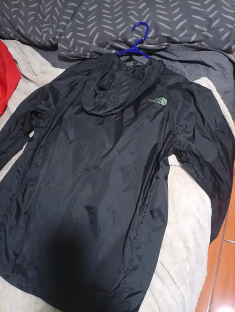 Chaqueta cortaviento negra The North Face - 4