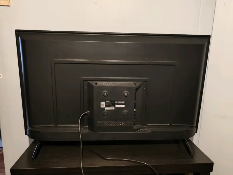 Televisor ONN 42' + soporte 360' - 4
