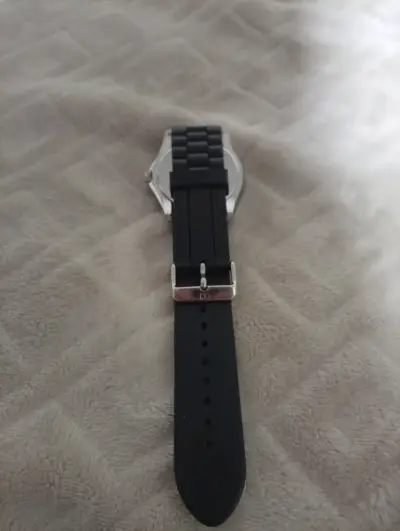 Reloj Tommy Hilfiger con correa negra - miniatura 3