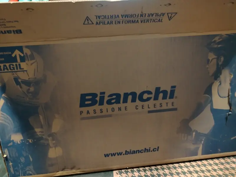 Bicicleta de montaña Bianchi blanca con suspensión - 5