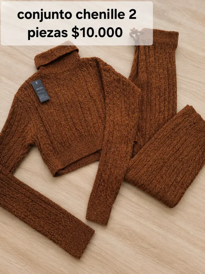 Conjunto de chenille marrón de dos piezas - 1