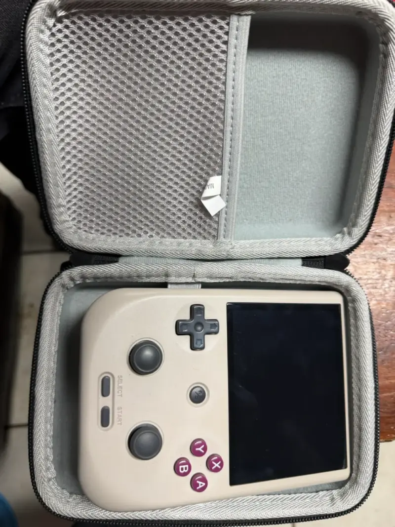 Consola portátil retro Anbernic RG405V - 3