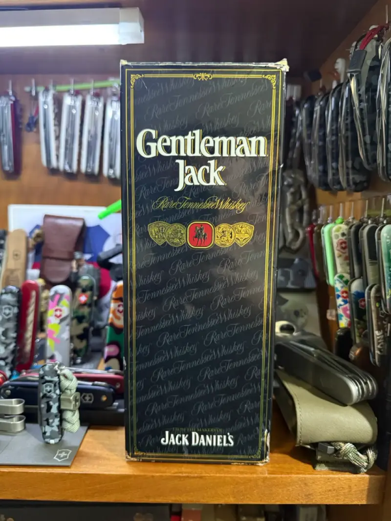 Whisky Gentleman Jack Daniels 750ml - 4