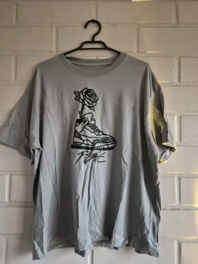 Polera gris Jordan - miniatura 1
