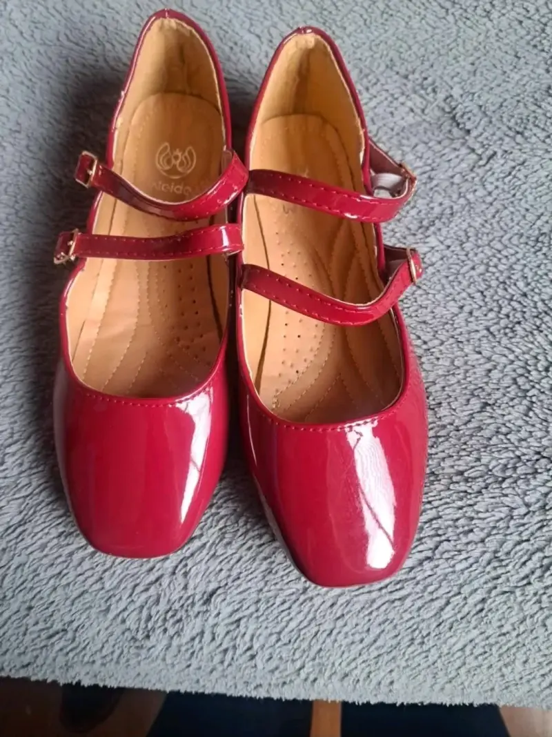 Zapatos de charol rojo para niña con doble correa - 1