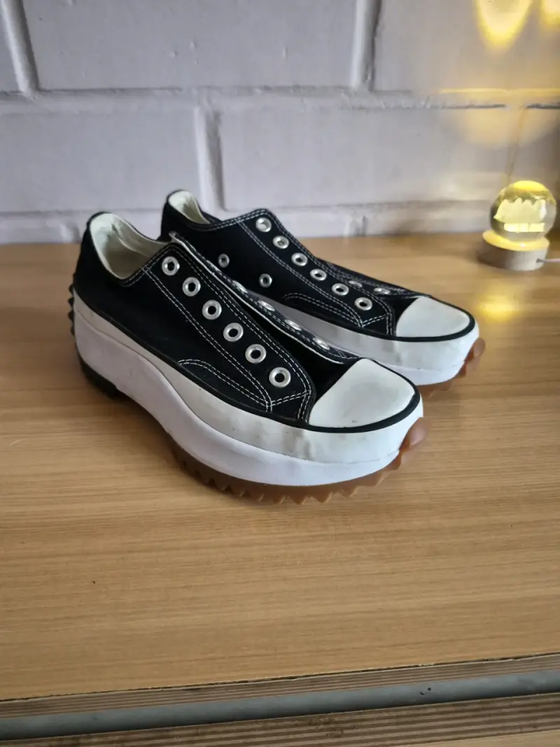 Zapatillas plataforma negras estilo casual - 2