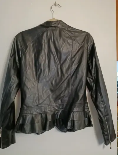 Chaqueta de ecocuero negra para mujer talla M - miniatura 2
