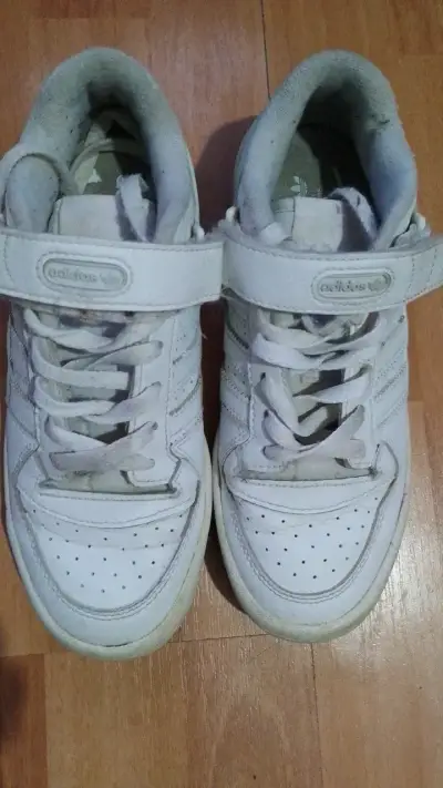 Zapatillas deportivas blancas Adidas con velcro - miniatura 2
