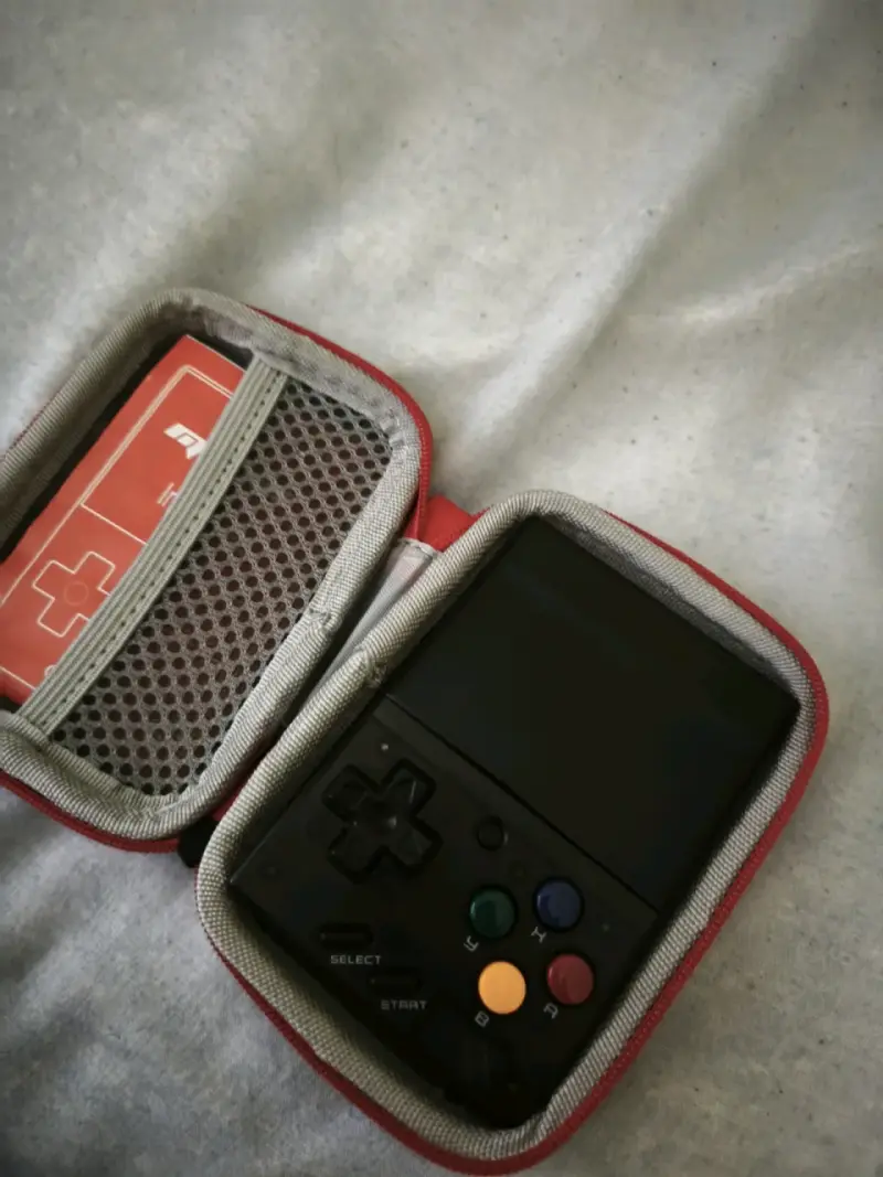 Miyoo Mini (Negra Transparente) + Funda Original - 4