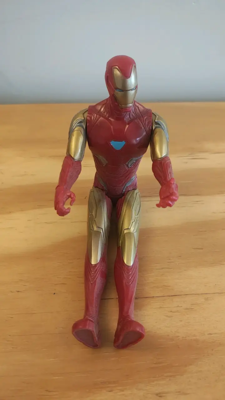 Figura de acción Iron Man articulada - 2
