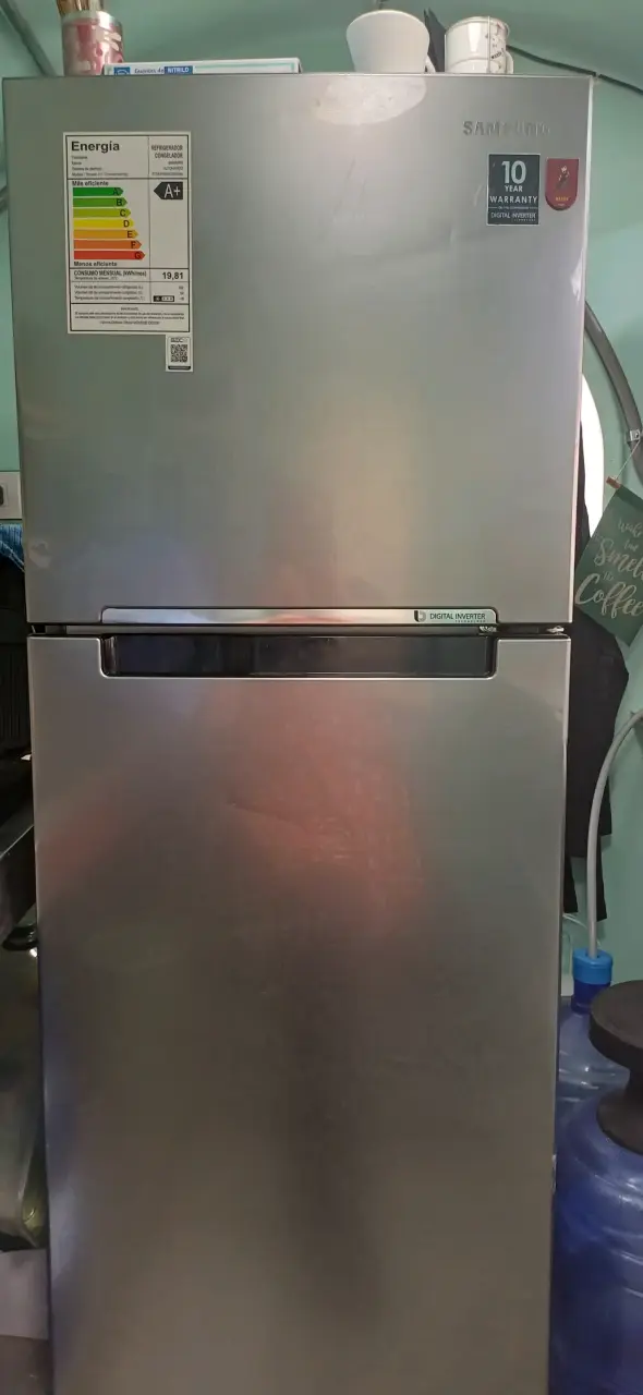 Refrigerador Samsung Inverter A+ en buen estado