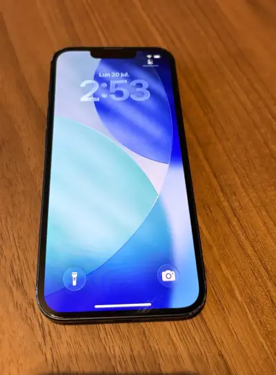 iPhone 13 - miniatura 1