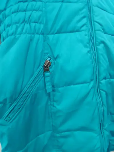 Abrigo infantil azul con capucha - miniatura 2
