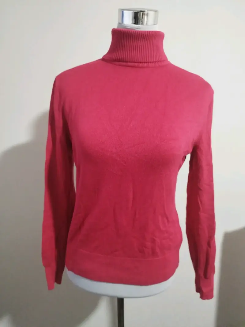 Suéter cuello alto rojo Basement para mujer - 1