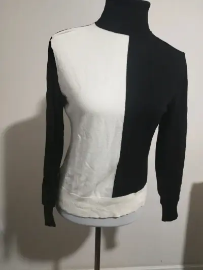 Suéter de cuello alto bicolor Basent Basic - miniatura 1
