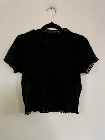 Blusa de encaje negra para mujer - miniatura 1