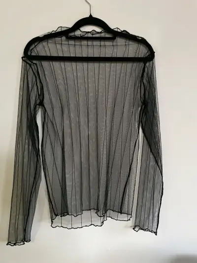 Blusa transparente negra de malla - miniatura 1