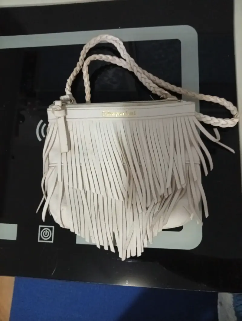 Bolso blanco con flecos y correa trenzada - 2