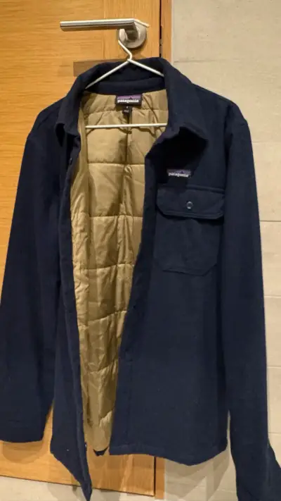 Chaqueta Patagonia azul acolchada para hombre - miniatura 1