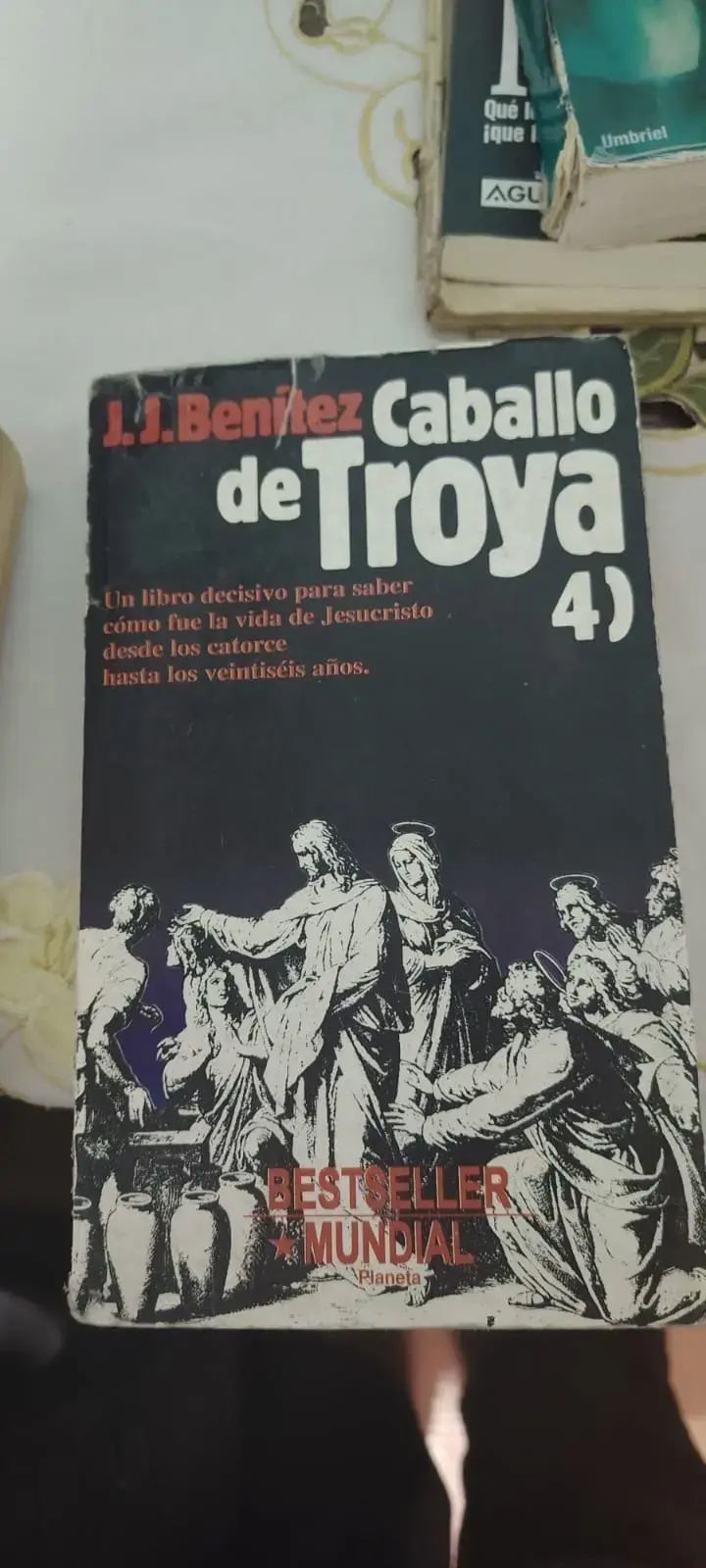 Libro Ángeles y Demonios de Dan Brown - 4