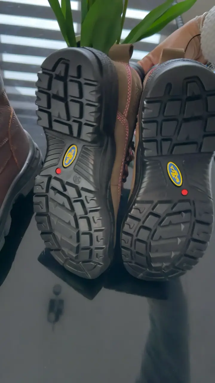 Botas de seguridad dieléctricas Nazca - 2